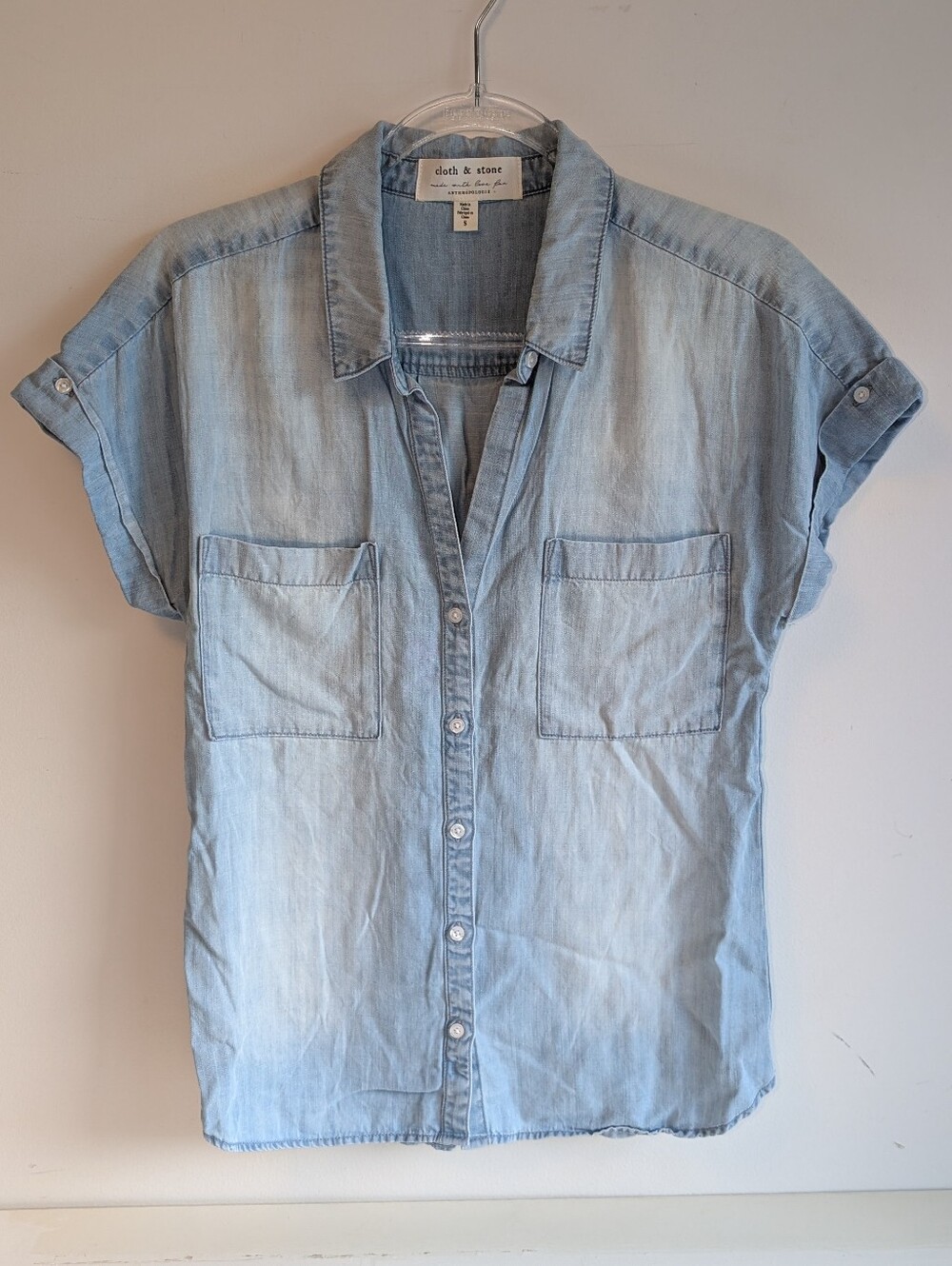 cloth & stone Light Blue Chambray Button-Up Top